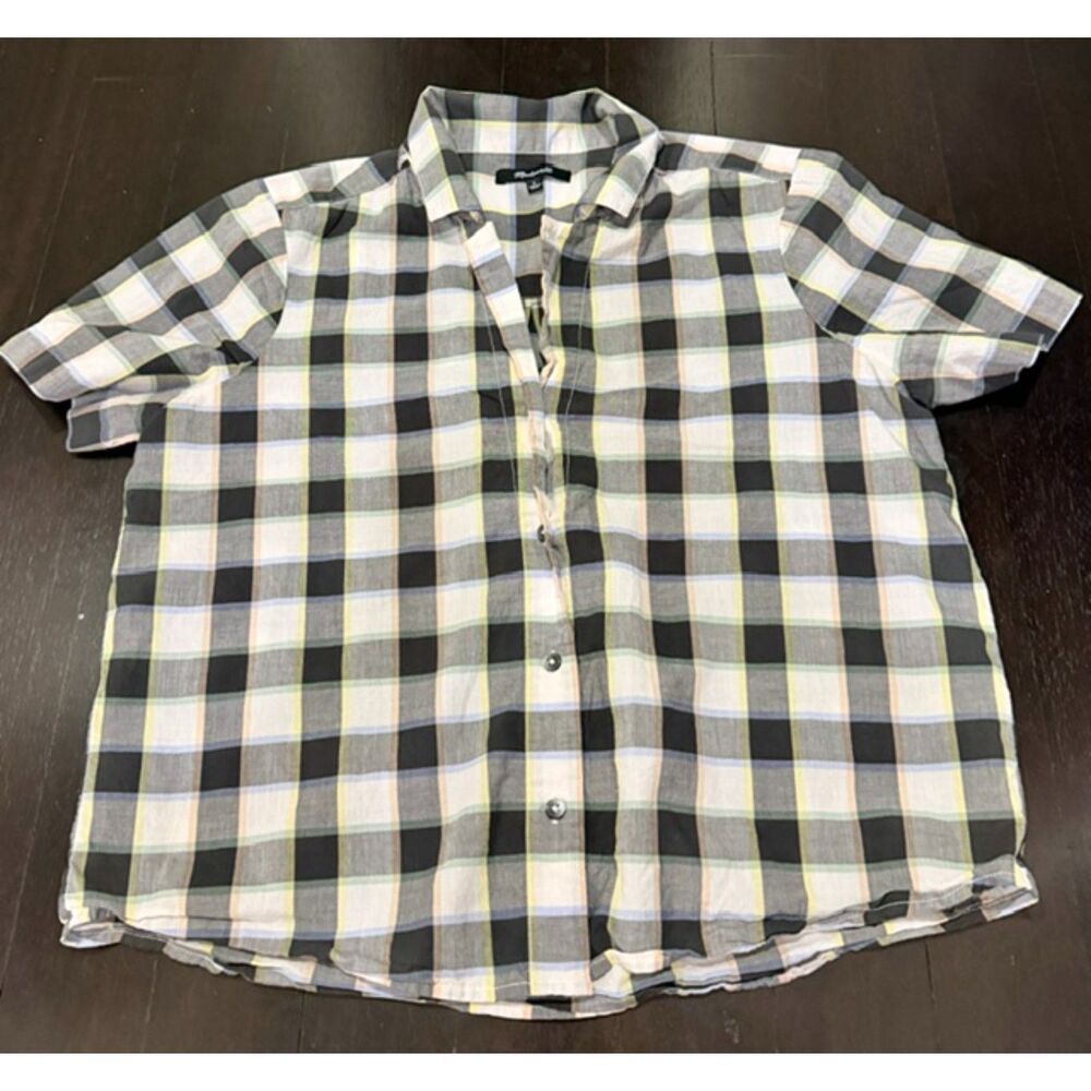 Madewell size small women's checkered button up shirt